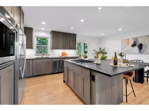 Kitchen - 110 Mohawk Dr, Boulder, CO 80303 photo 2 of 6