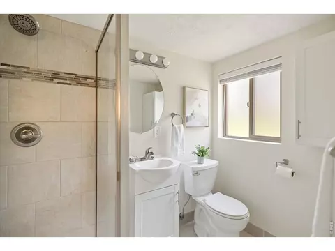 Bath - 3065 23rd St, Boulder, CO 80304 photo 3 of 3