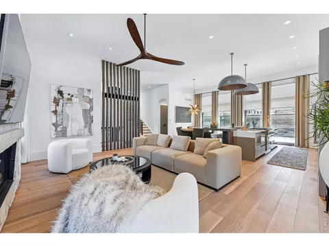 Living - 6923 Hunter Pl, Boulder, CO 80301 photo 3 of 4