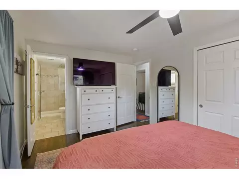 Bedroom - 2555 E Maplewood Ave, Centennial, CO 80121 photo 2 of 4