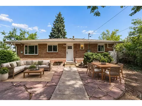 Exterior - 441 Harvard Ln, Boulder, CO 80305 photo 2 of 4