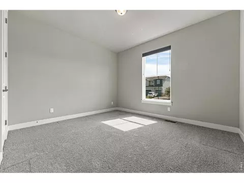 Bedroom - 326 Bronco Ct, Berthoud, CO 80513 photo 5 of 8