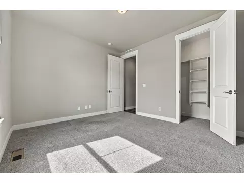 Bedroom - 326 Bronco Ct, Berthoud, CO 80513 photo 6 of 8