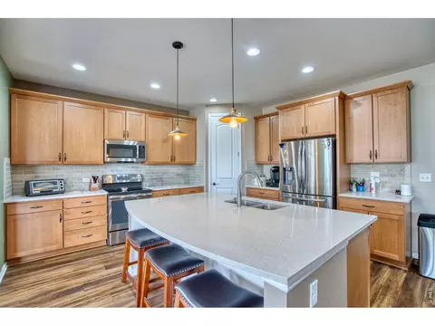 Kitchen - 12534 Shore Point St, Longmont, CO 80504 photo 2 of 3