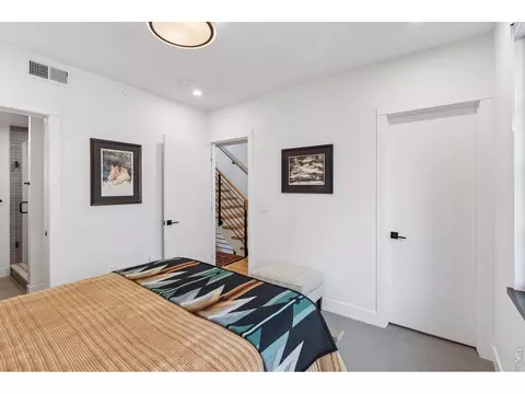 Bedroom - 2128 Pearl St #B, Boulder, CO 80302 photo 3 of 9