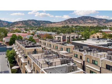 View/Area - 2128 Pearl St #B, Boulder, CO 80302 photo 3 of 6