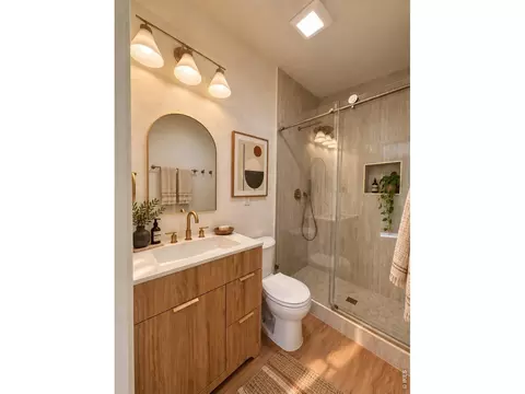 Bath - 2253 Smith Dr, Longmont, CO 80501 photo 1 of 10