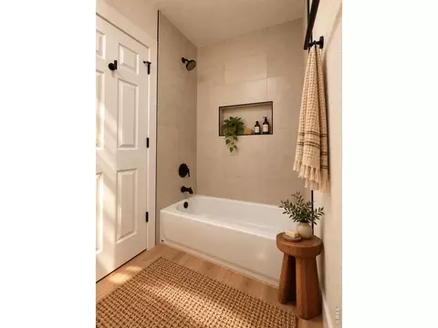 Bath - 2253 Smith Dr, Longmont, CO 80501 photo 5 of 10