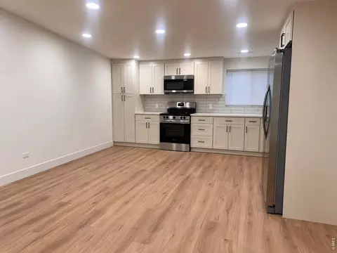 Kitchen - 2253 Smith Dr, Longmont, CO 80501 photo 5 of 5