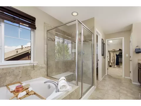 Bath - 8709 Tack St, Longmont, CO 80504 photo 3 of 10