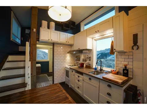 Kitchen - 560 Emerson Gulch Rd, Boulder, CO 80302 photo 3 of 4