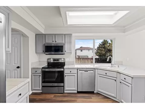 Kitchen - 19965 Mitchell Pl, Denver, CO 80249 photo 3 of 4