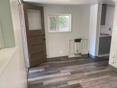 Living - 416 2nd Ave Apt 1 2 3 Ave #1, 2, 3, Lyons, CO 80540 photo 1 of 1