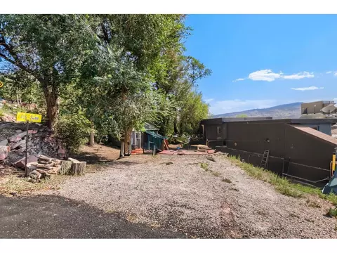 Exterior - 416 2nd Ave Apt 1 2 3 Ave #1, 2, 3, Lyons, CO 80540 photo 8 of 23