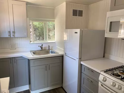 Kitchen - 416 2nd Ave Apt 1 2 3 Ave #1, 2, 3, Lyons, CO 80540 photo 2 of 5
