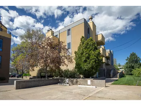 Exterior - 2711 Mapleton Ave #1, Boulder, CO 80304 photo 5 of 8