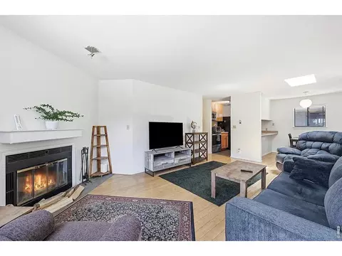 Living - 948 North St #17, Boulder, CO 80304 photo 1 of 3