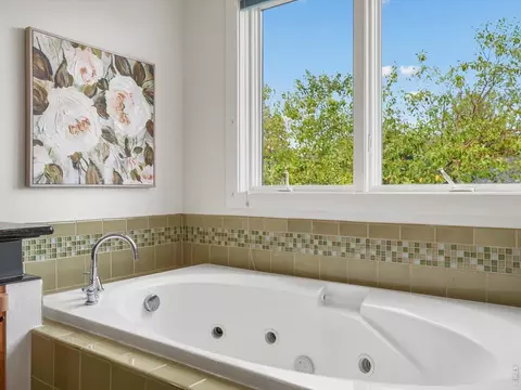 Bath - 1461 Zamia Ave, Boulder, CO 80304 photo 4 of 5