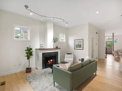 Living - 1461 Zamia Ave, Boulder, CO 80304 photo 6 of 6