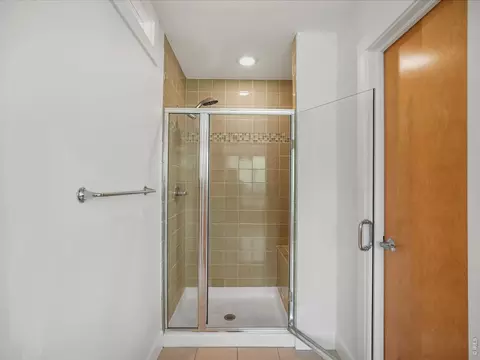 Bath - 1461 Zamia Ave, Boulder, CO 80304 photo 5 of 5