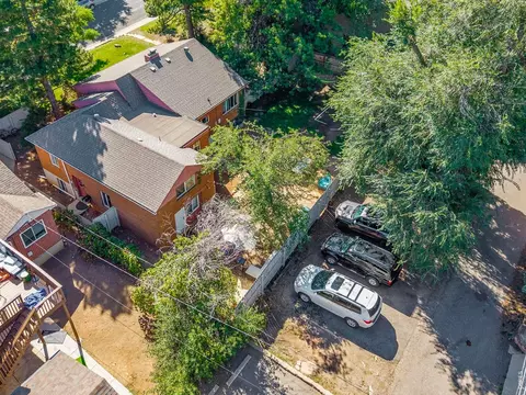 View/Area - 735 17th St, Boulder, CO 80302 photo 2 of 8