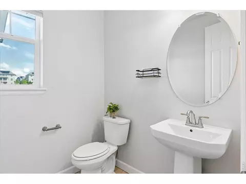 Bath - 22691 E Narrowleaf Cir, Aurora, CO 80016 photo 1 of 4