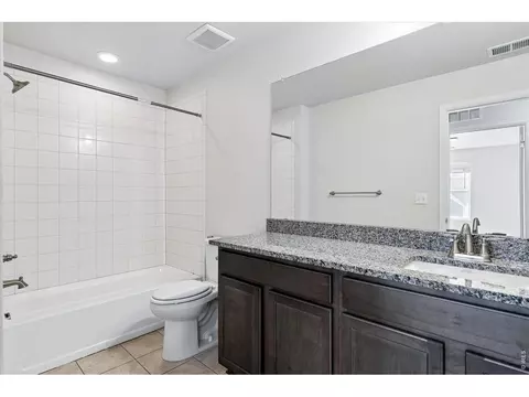 Bath - 22691 E Narrowleaf Cir, Aurora, CO 80016 photo 4 of 4
