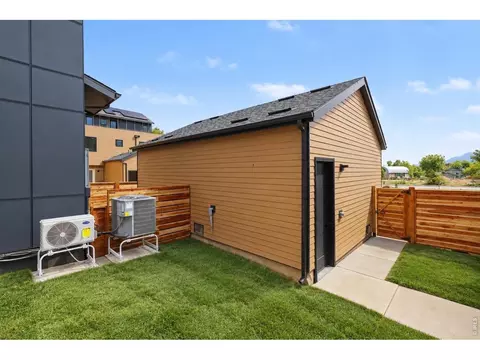 Exterior - 1160 Violet Ave, Boulder, CO 80304 photo 2 of 5