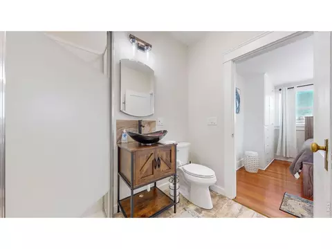 Bath - 620 Main St, Windsor, CO 80550 photo 6 of 6