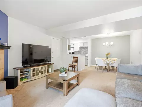 Living - 4654 White Rock Cir #4654-3, Boulder, CO 80301 photo 5 of 5