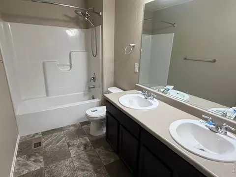 Bath - 1675 Highfield Dr, Windsor, CO 80550 photo 5 of 5