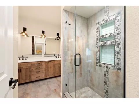 Bath - 6101 Chesney Ct, Windsor, CO 80550 photo 2 of 8
