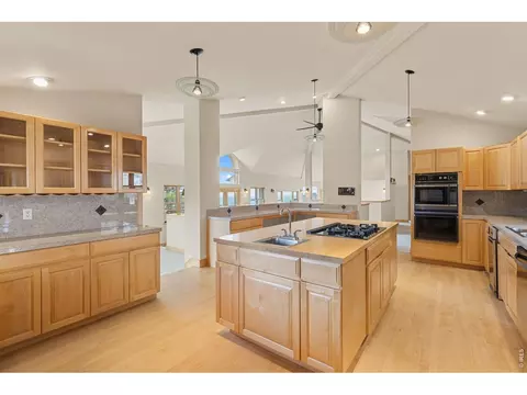 Kitchen - 6196 Red Hill Rd, Boulder, CO 80302 photo 8 of 8