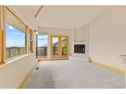 Living - 6196 Red Hill Rd, Boulder, CO 80302 photo 7 of 10