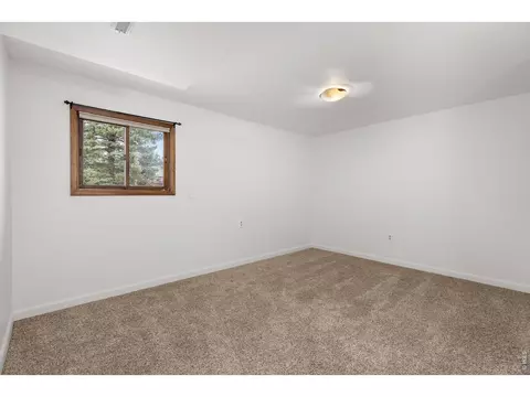 Bedroom - 42 Ottawa Ct, Lyons, CO 80540 photo 3 of 6