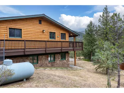 Exterior - 42 Ottawa Ct, Lyons, CO 80540 photo 4 of 10