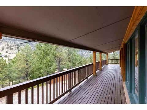 Exterior - 42 Ottawa Ct, Lyons, CO 80540 photo 6 of 10