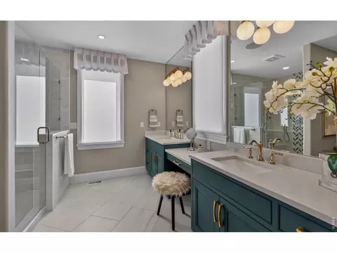 Bath - 2102 Shoreside Dr, Berthoud, CO 80513 photo 3 of 3