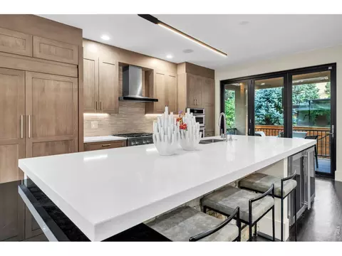 Kitchen - 350 15th St, Boulder, CO 80302 photo 2 of 5