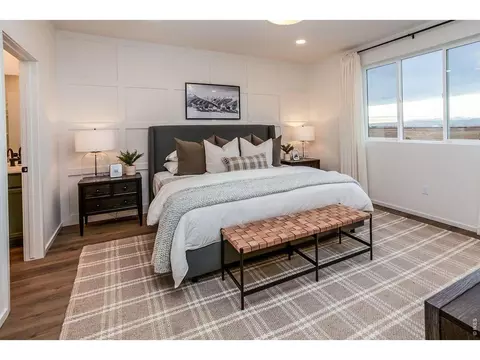 812 Galloway Dr, Johnstown, CO 80534