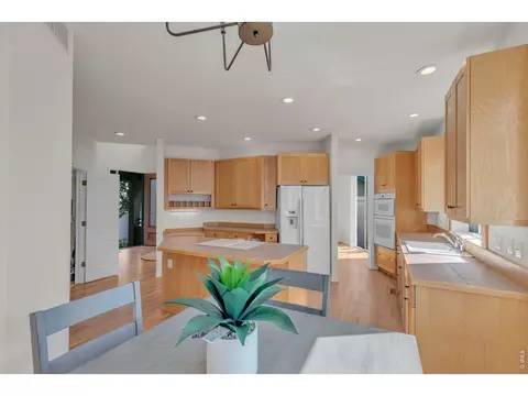 Kitchen - 4324 Clay Commons Ct, Boulder, CO 80303 photo 4 of 4