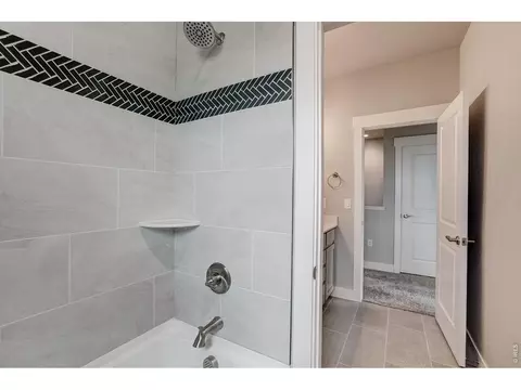 Bath - 6226 Vernazza Way #4, Windsor, CO 80550 photo 2 of 3