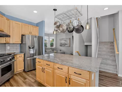 Kitchen - 103 Bohn Ct, Lyons, CO 80540 photo 5 of 5