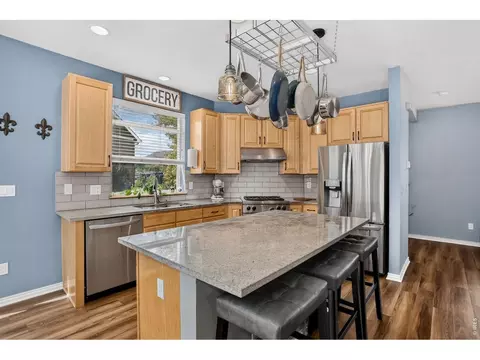 Kitchen - 103 Bohn Ct, Lyons, CO 80540 photo 2 of 5