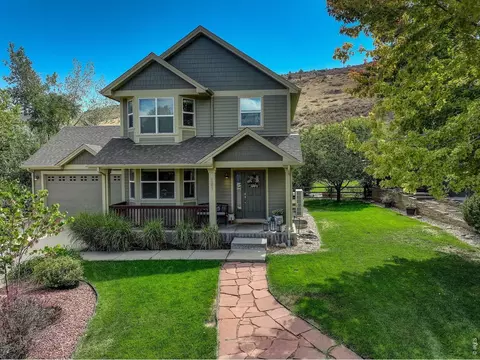 Exterior - 103 Bohn Ct, Lyons, CO 80540 photo 2 of 11