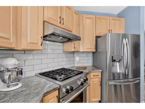 Kitchen - 103 Bohn Ct, Lyons, CO 80540 photo 4 of 5
