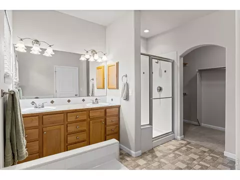Bath - 2176 Cape Hatteras Dr #3, Windsor, CO 80550 photo 2 of 3