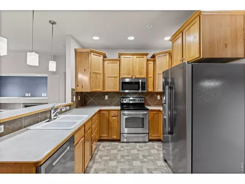 Kitchen - 2176 Cape Hatteras Dr #3, Windsor, CO 80550 photo 2 of 4