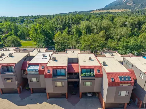 View/Area - 836 Walnut St #A, Boulder, CO 80302 photo 2 of 4