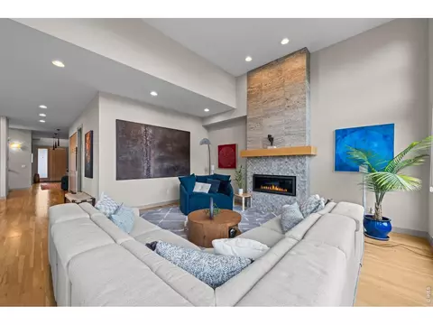 Living - 4616 Sunnyside Pl, Boulder, CO 80301 photo 2 of 6